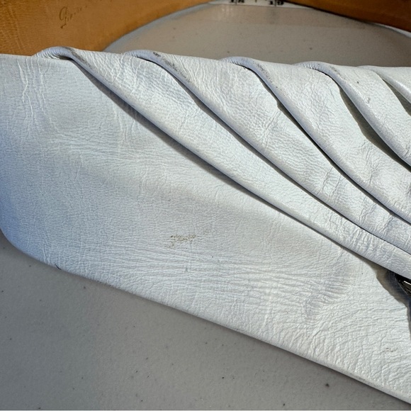Vintage 80s Stefanie Kushner White Leather Belt Jeweled Feather Buckle Size S - Picture 4 of 16